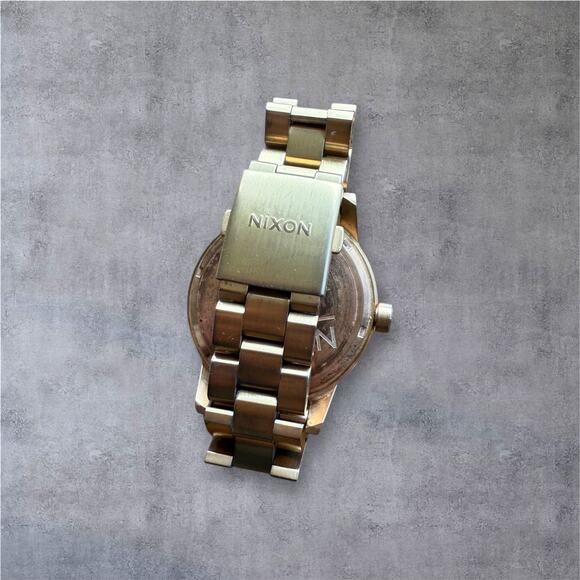 Nixon Act Now The Spur Stainless Steel Gold Tone Watch Men’s Women’s Wristwatch - Picture 5 of 6